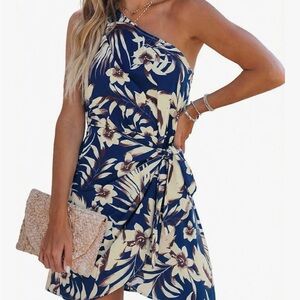 Cupshe Navy and Cream Floral One-Shoulder Dress